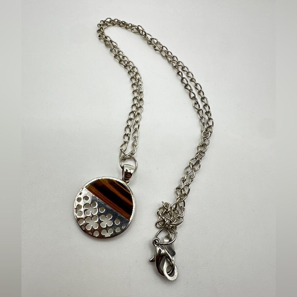 21”‎ Sterling silver necklace with Tigers eye, flower circle pendant!